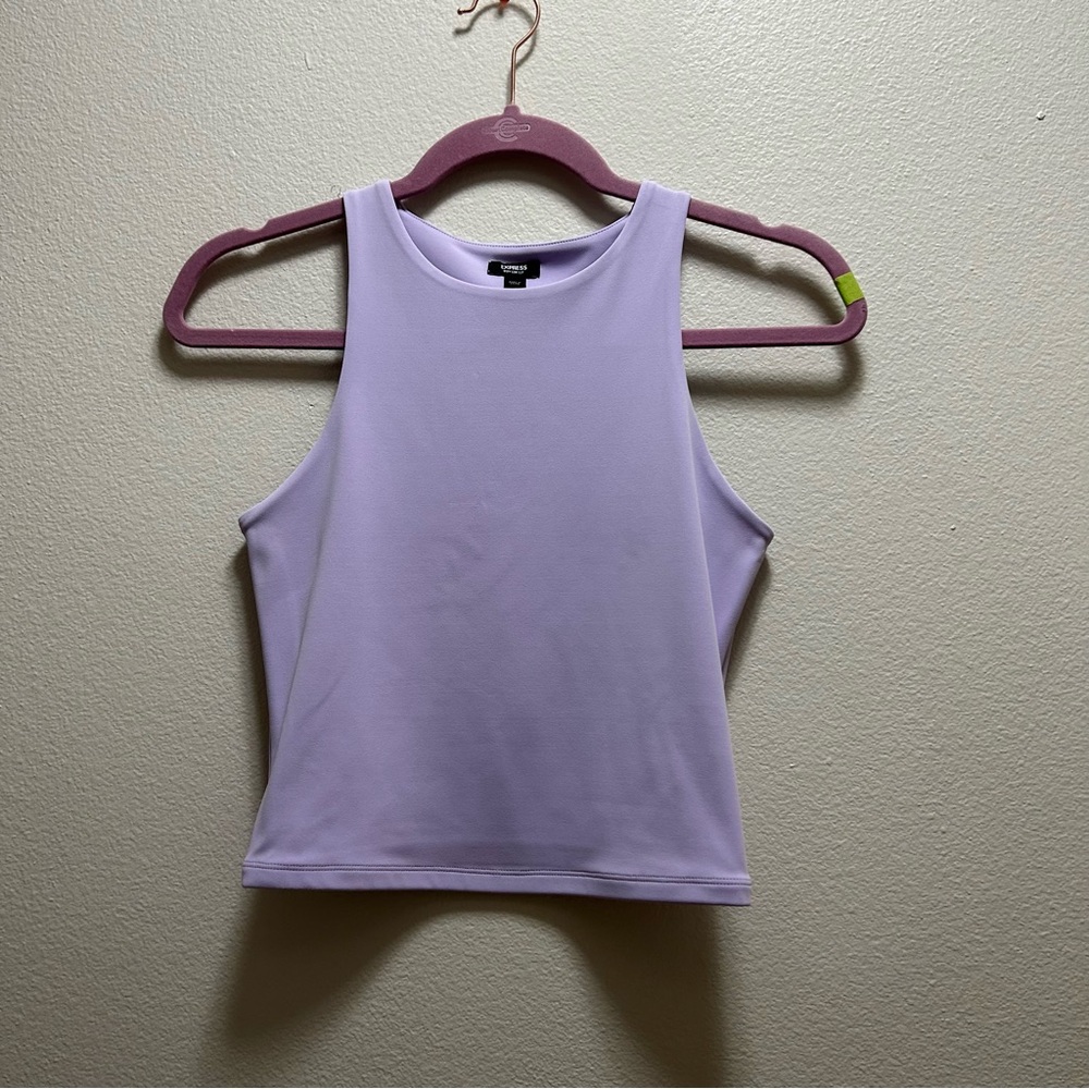 Body contour tank